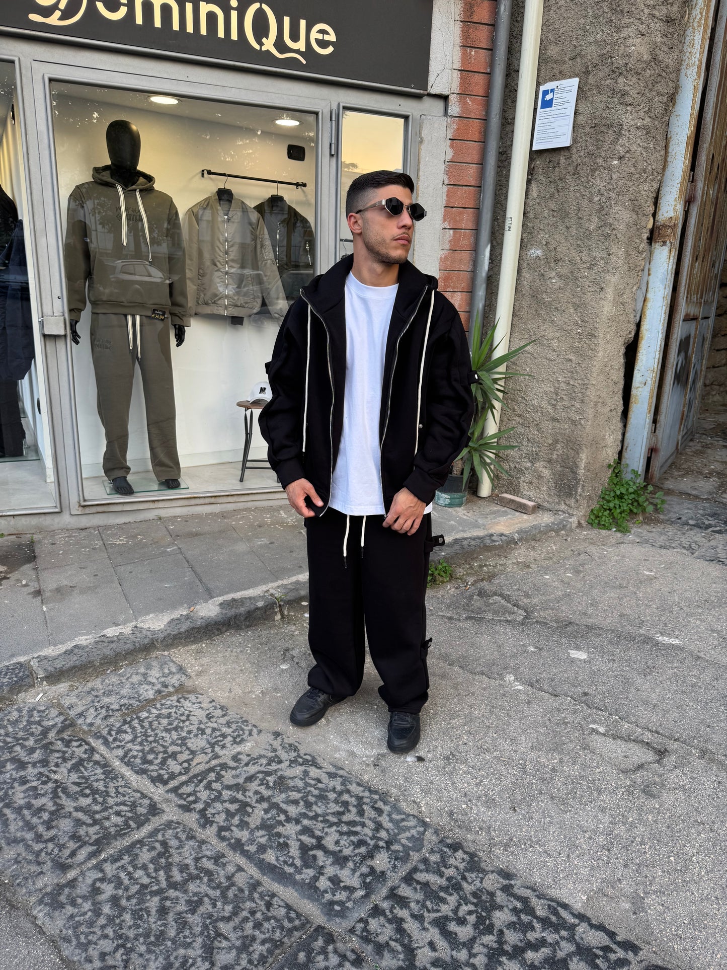 Coordinato Built With Zip