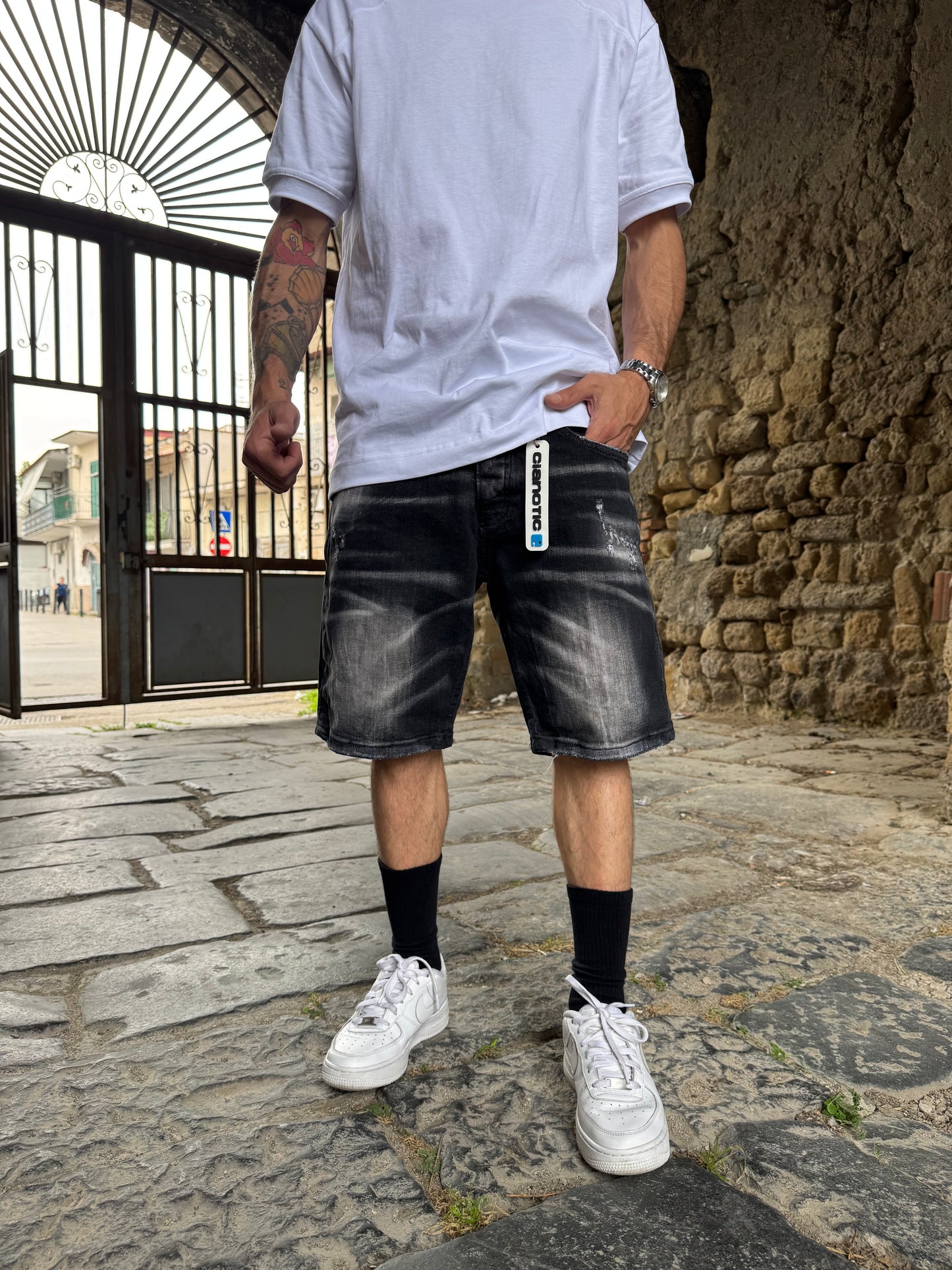 Short Scuro Perfect