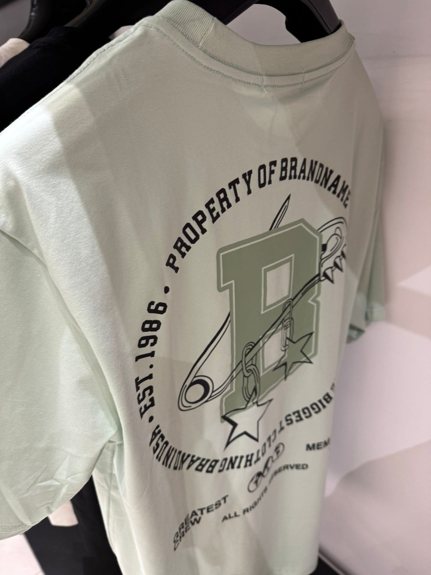 T-shirt a maniche corte con stampa New Mentality