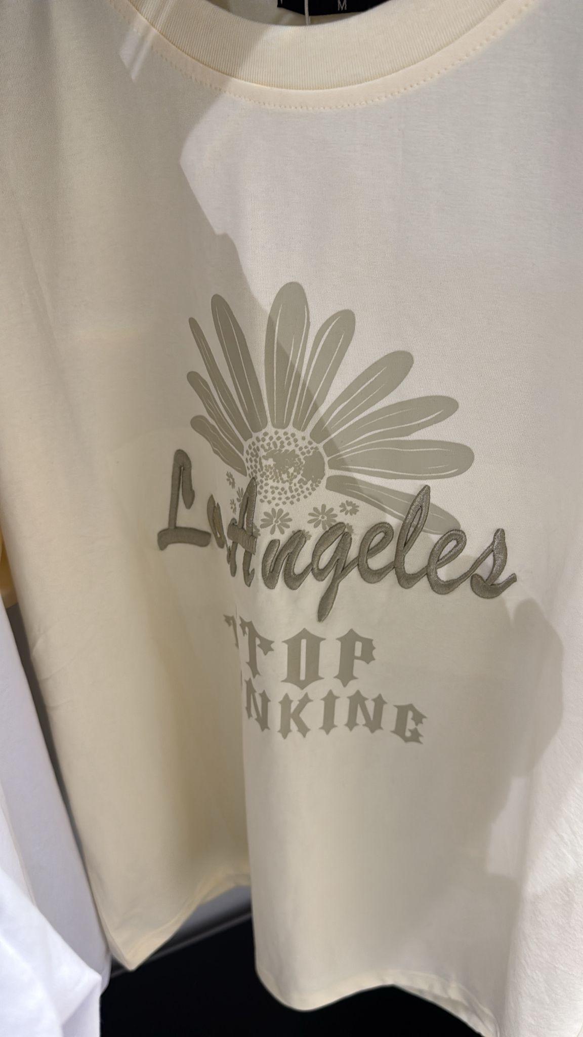 T-shirt a maniche corte con ricamo Los Angeles