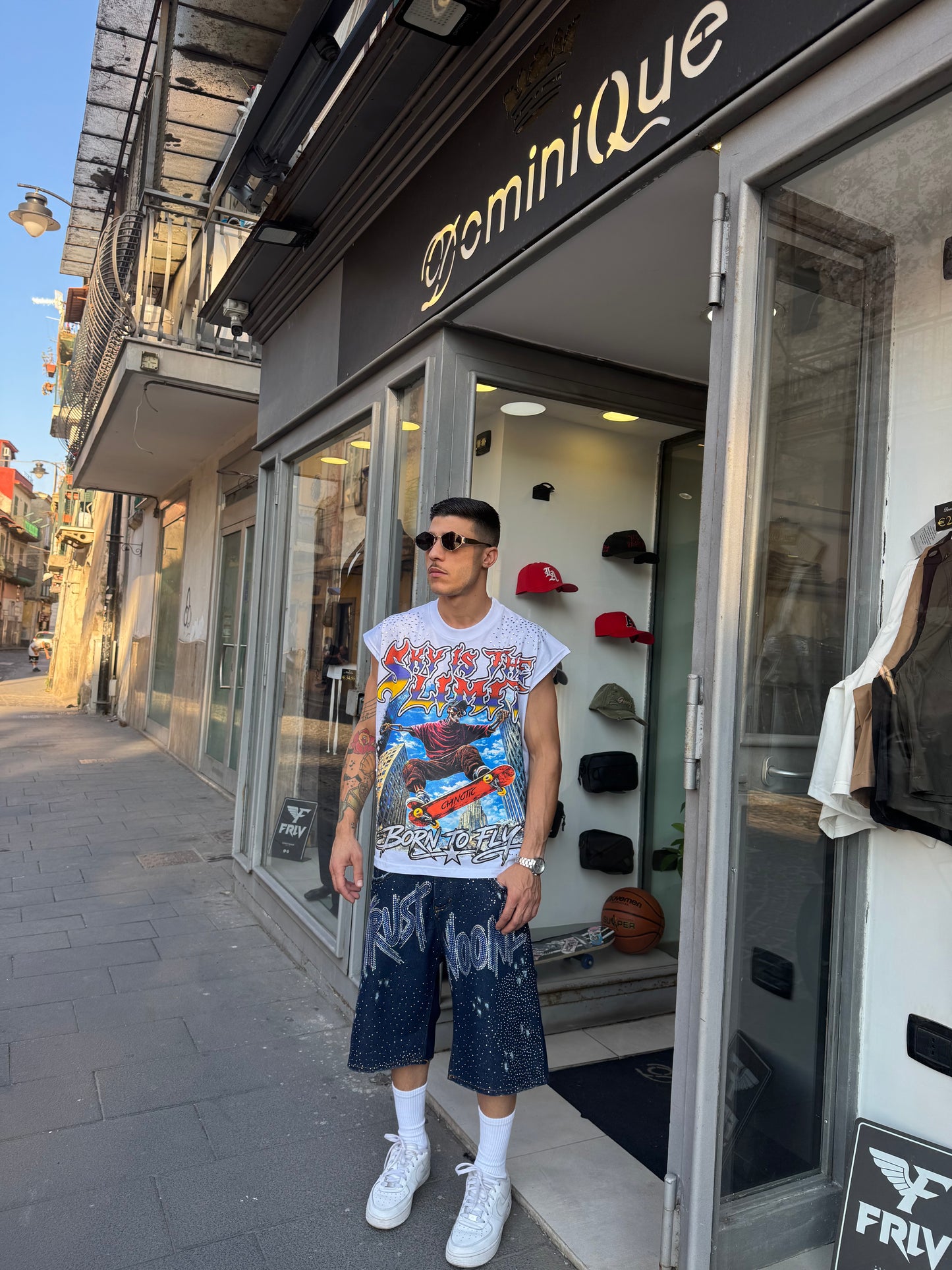 Shorts Trust noOne