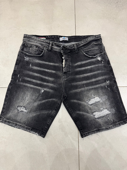 TAGLIE FORTI SHORTS