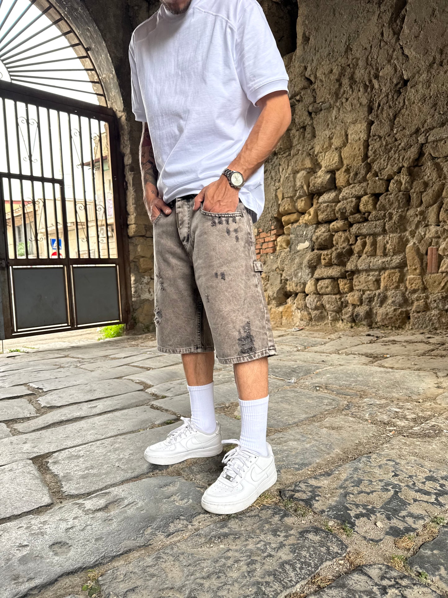 Short Carpenter grigio