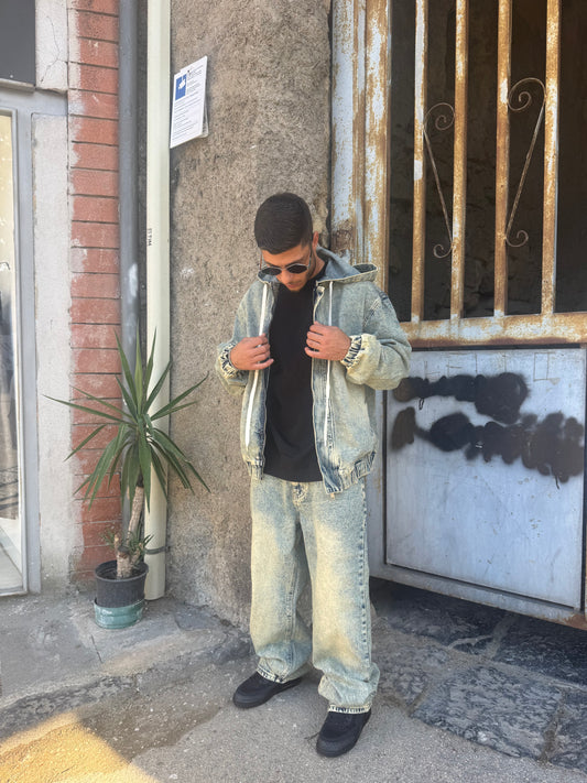 Coordinato Di Jeans chiaro
