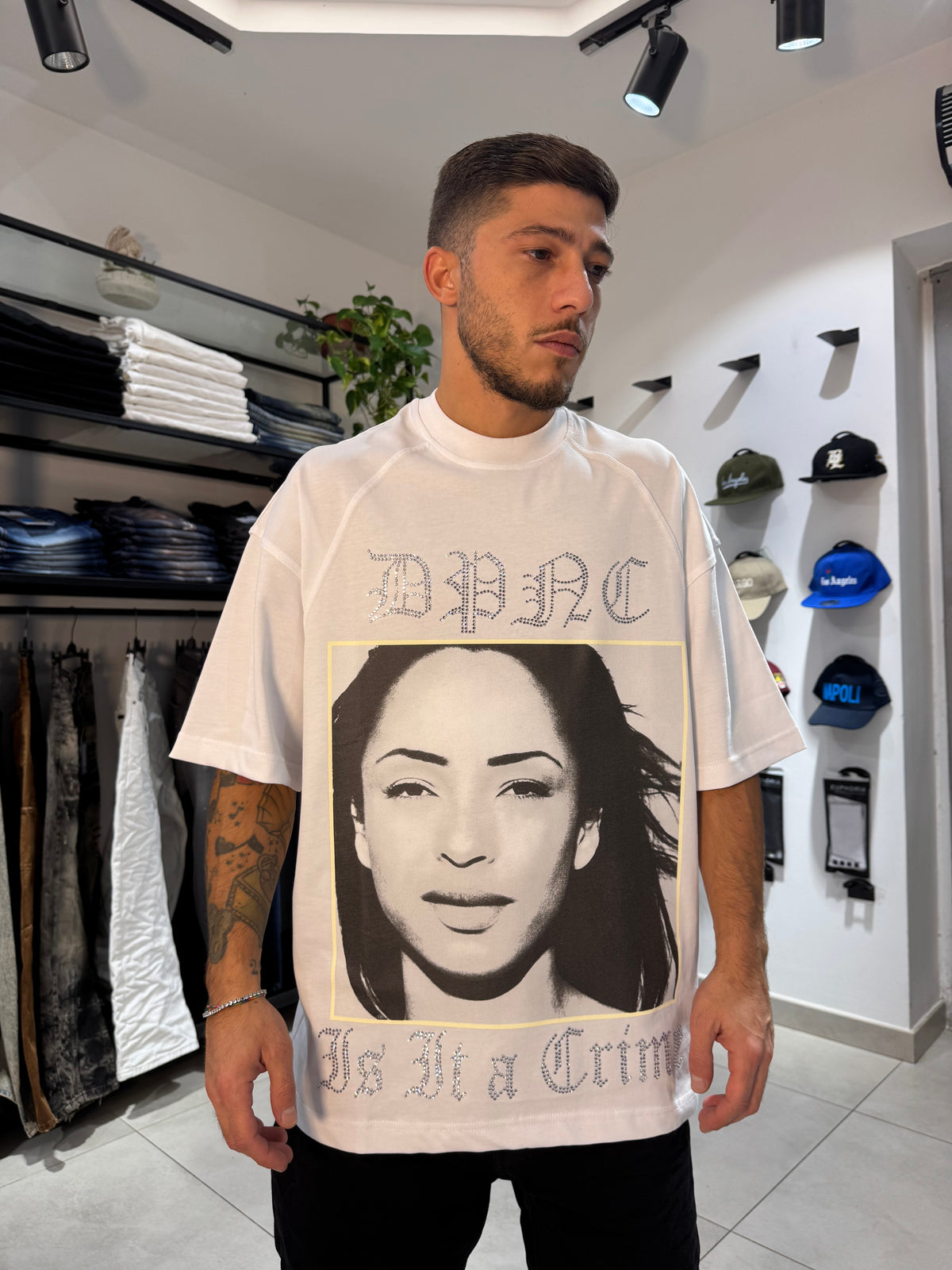 T-Shirt Dependencia maniche Corte