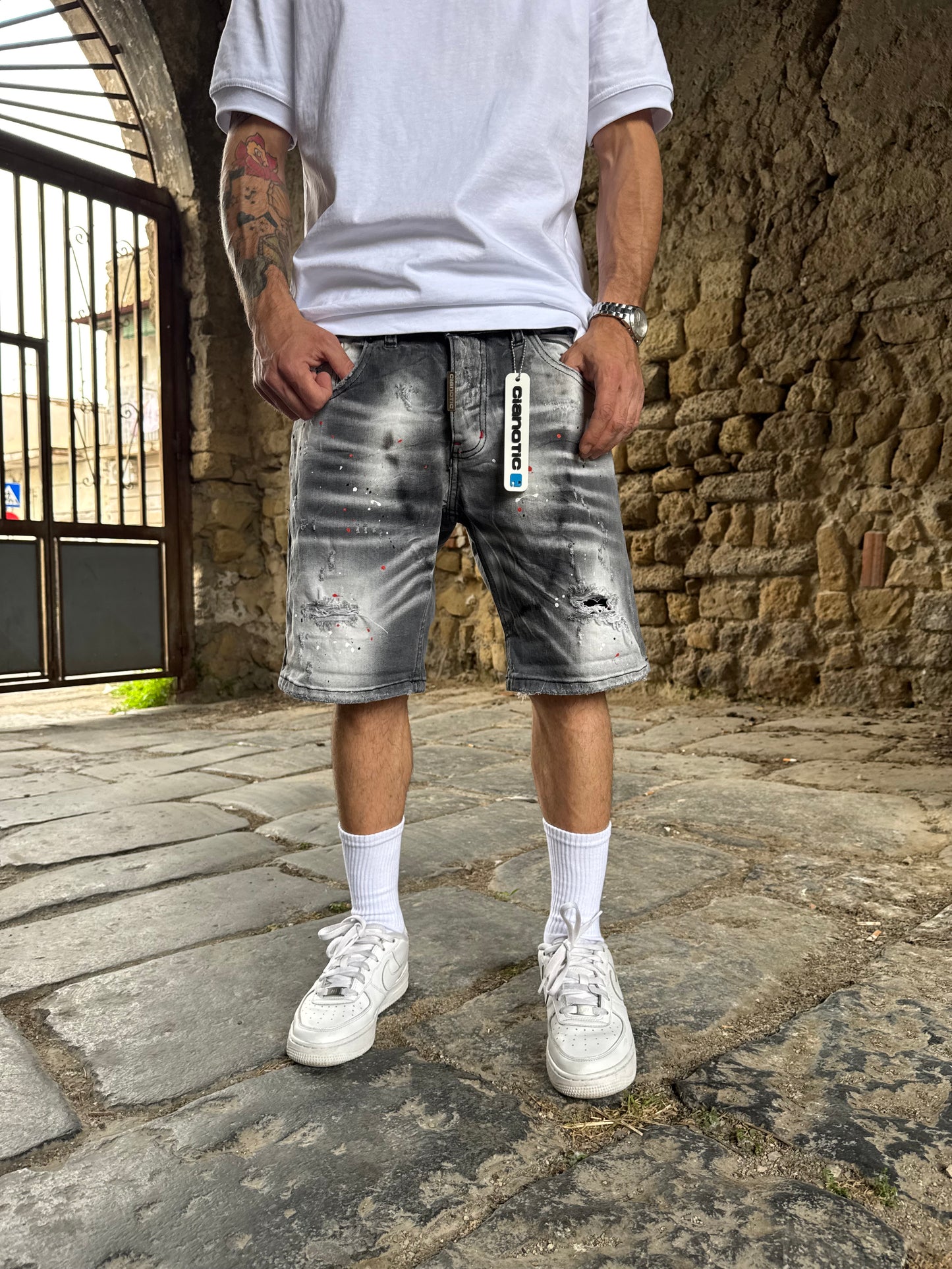 Short Grigio Wash