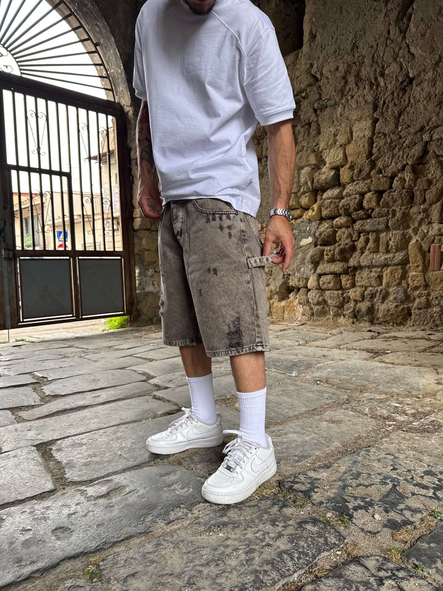 Short Carpenter grigio