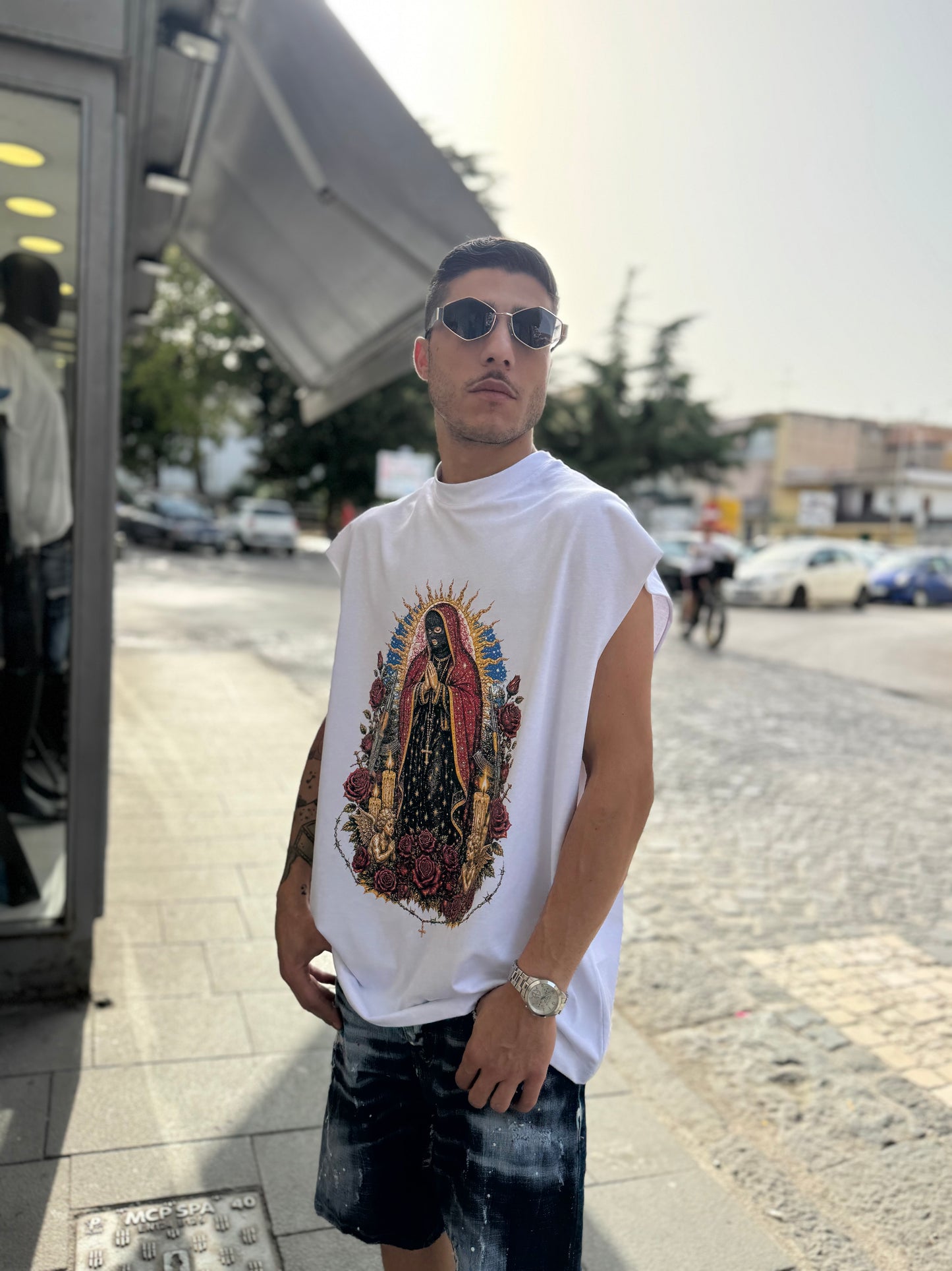 T-Shirt Taglio Vivo