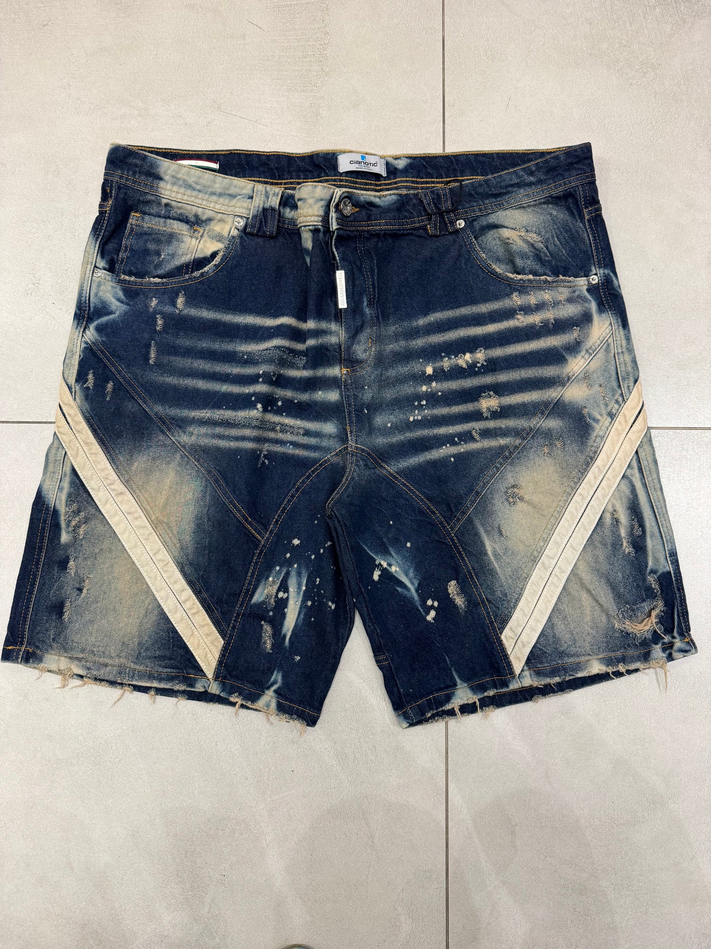 TAGLI FORTI Shorts Over Fit