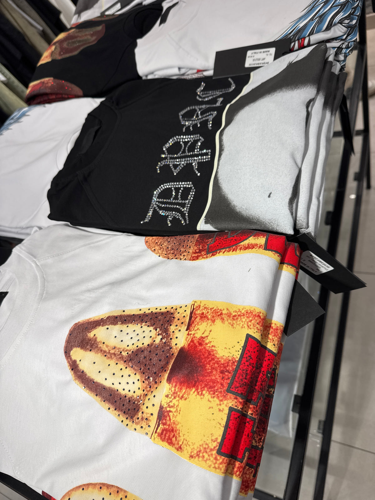 T-Shirt Dependencia maniche Corte