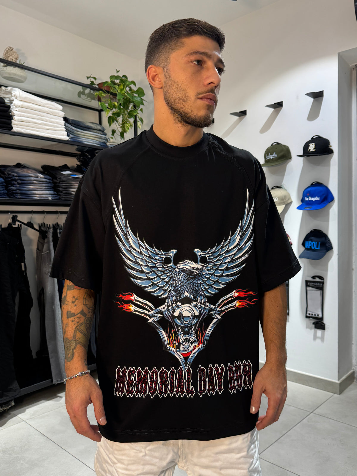 T-Shirt Dependencia maniche Corte