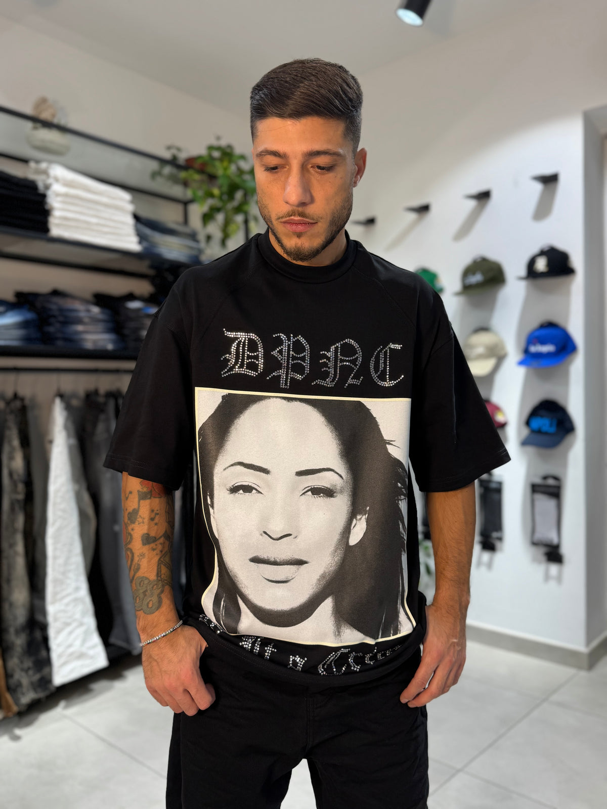 T-Shirt Dependencia maniche Corte