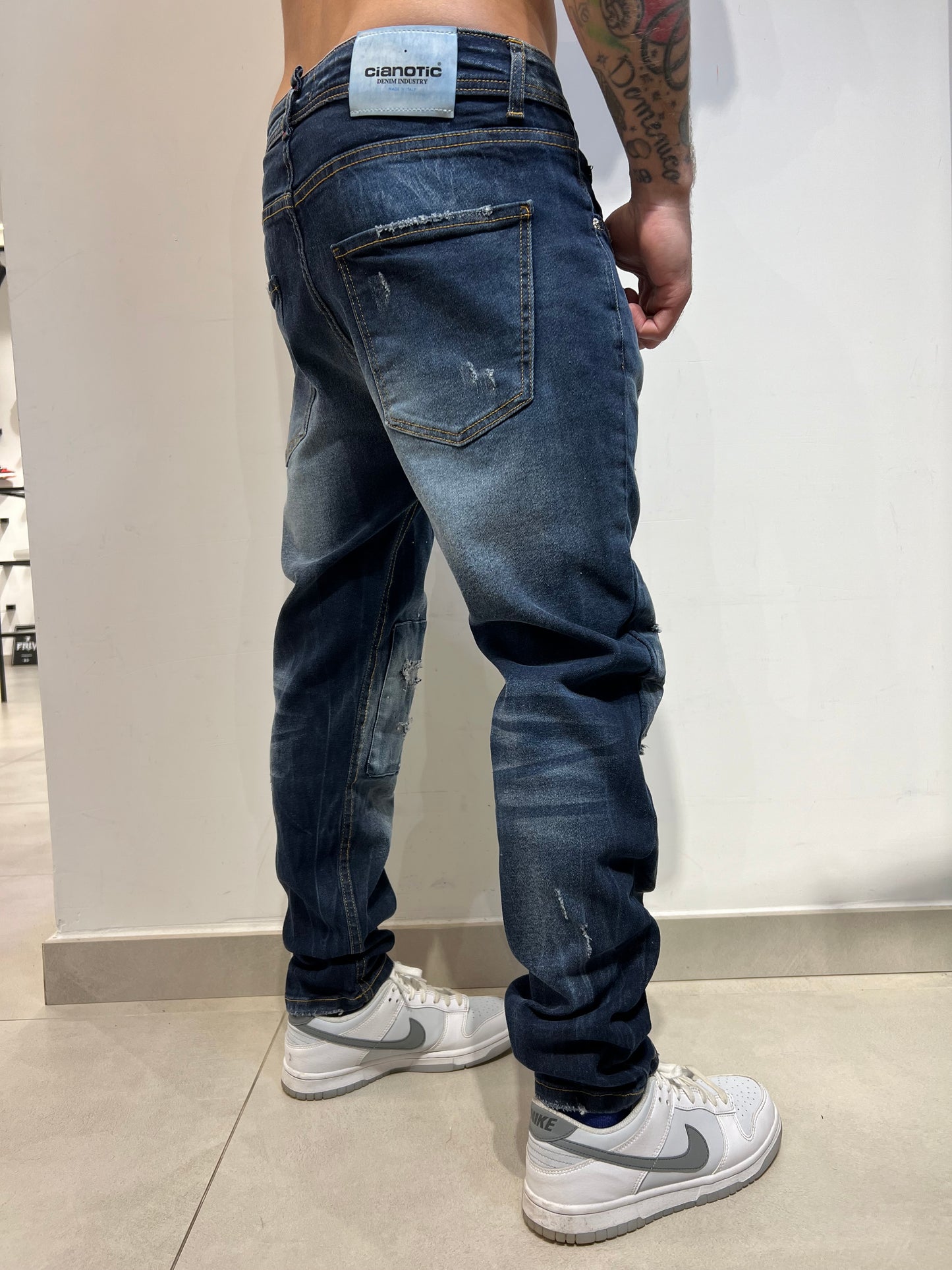 Jeans lavaggio scuro Cianotic