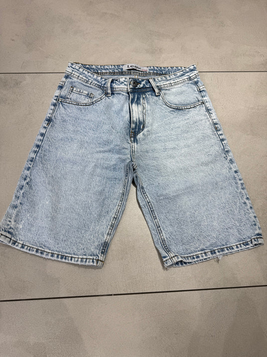 Bermuda lavaggio stonewash chiaro