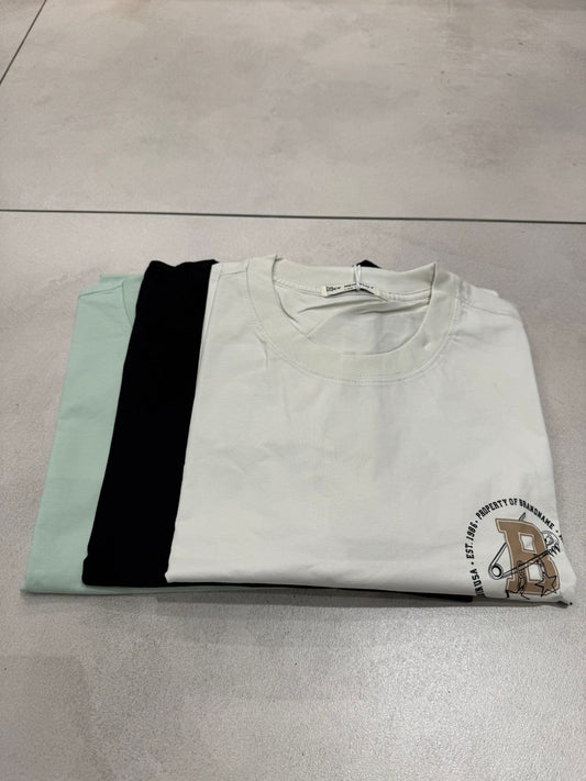 T-shirt a maniche corte con stampa New Mentality